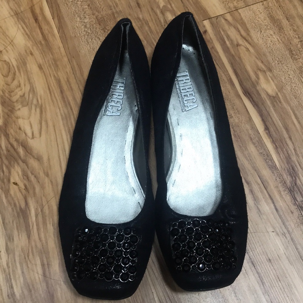 Black flats
